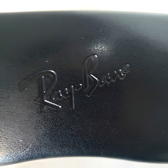 Ray-Ban Sunglasses Black Hardcover Case - Picture 3 of 6